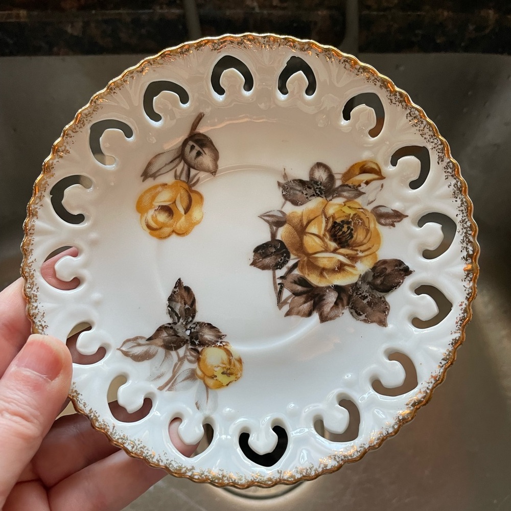 Vintage Royal Sealy Teacup Saucer